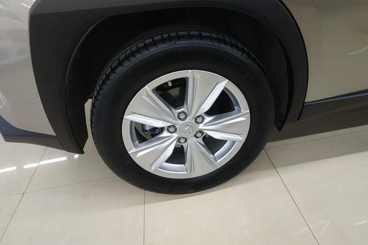 Used Lexus UX 2022 260h Explore Edition
