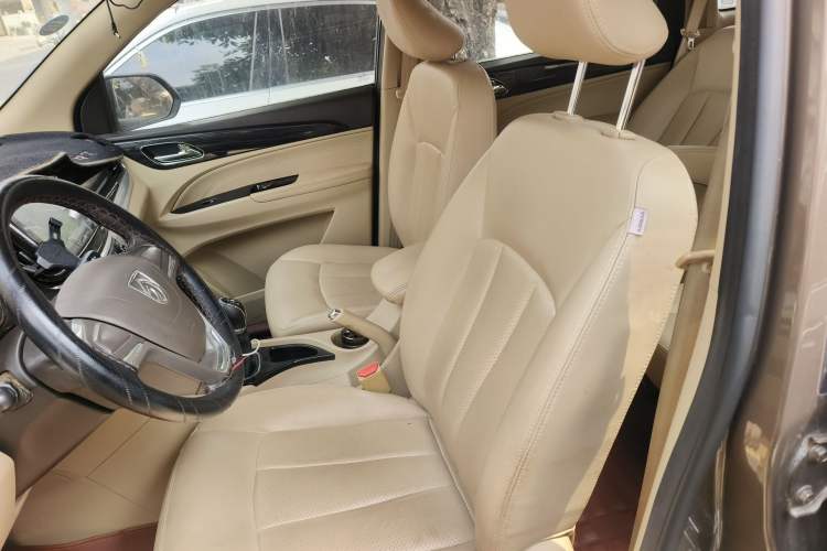 Used Baojun 730 2016 1.5L Manual Comfort Version 7 Seats China V Emission Standard
