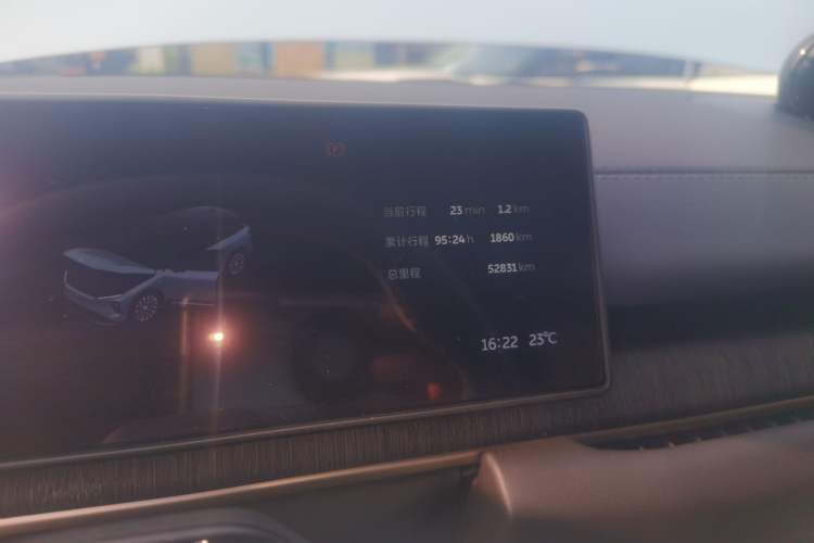 Used Nio ES6 2023 75 kWh Instrument Cluster