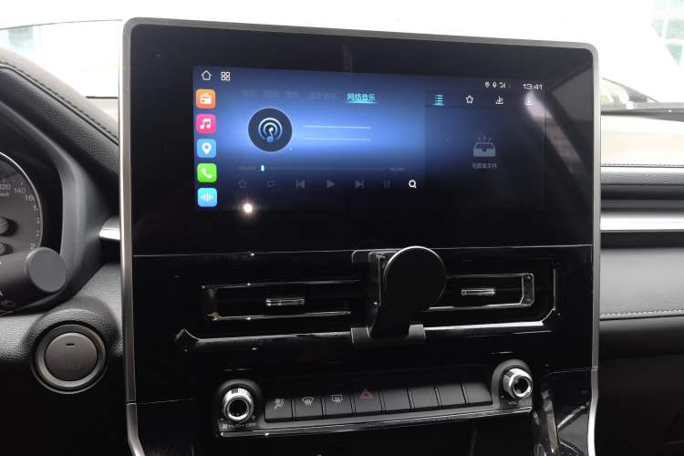 Used Haval M6 2023 PLUS 1.5T Manual Elite Smart Connectivity Model Audio And AC Panel