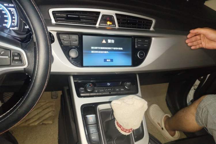 Used Geely Auto Emgrand X7 Sport 2016 2.0L Manual Smart Connect Version
