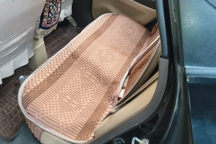 Used Hyundai Verna (older generation) 2010 Sedan 1.4L Manual Standard GL Model
