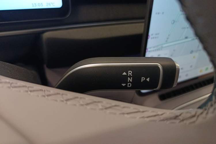 Used Nio EC6 2025 75 kWh