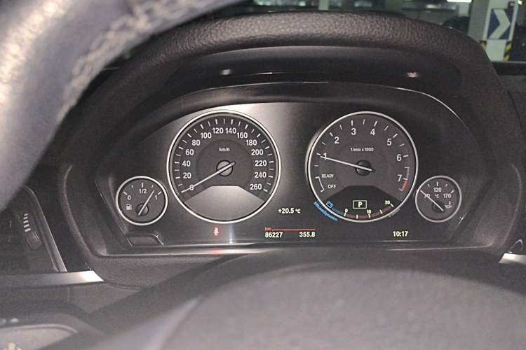 Used BMW 3 Series GT 2018 320i Sport Edition
