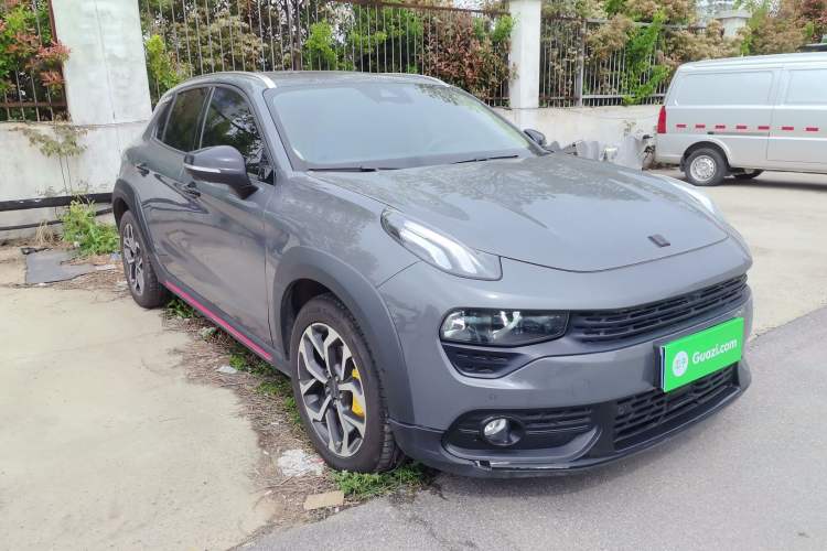 Used Lynk & Co 02 2019 1.5T DCT Two-Wheel Drive Pro Edition China VI Standard Front Right 45 Deg