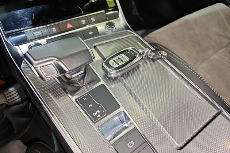 Used Audi A6L 2022 40 TFSI Luxury Dynamic Model
