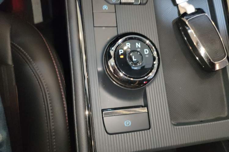 Used Ford Mondeo 2023 EcoBoost 245 Luxury Model Gear Lever