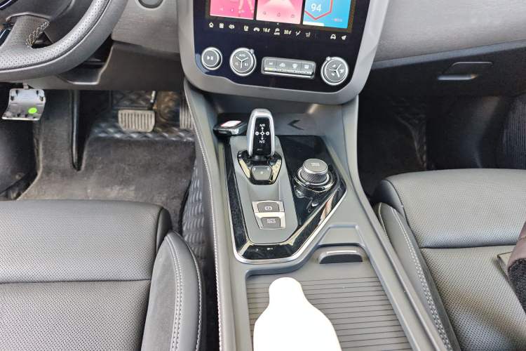 Used Lynk & Co 02 Hatchback 2022 2.0TD Pro
