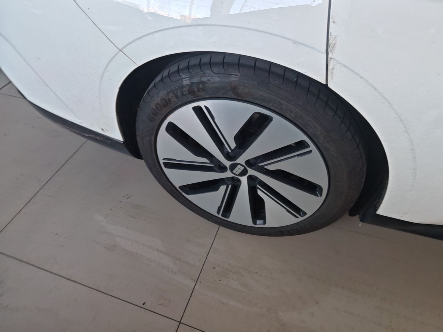 Geely Galaxy E8 2024 550 km Range Rear-Drive MAX — снимка 11