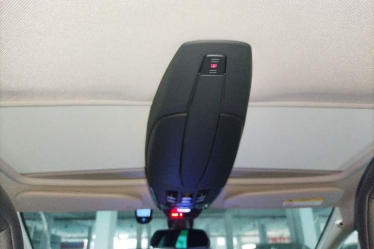 Used DS 5 2013 1.6T Luxury Edition THP160