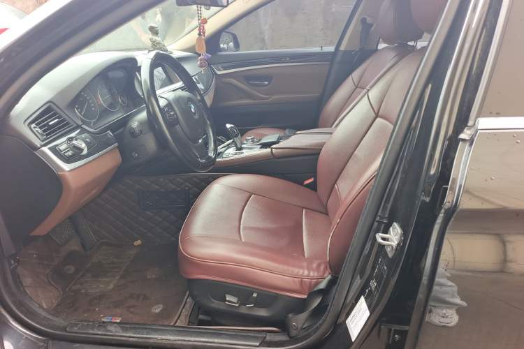 Used BMW 5 Series 2017 520Li Elegant Edition
