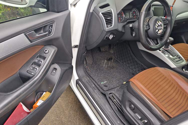 Used Audi Q5 2017 Plus 40 TFSI Technology Model