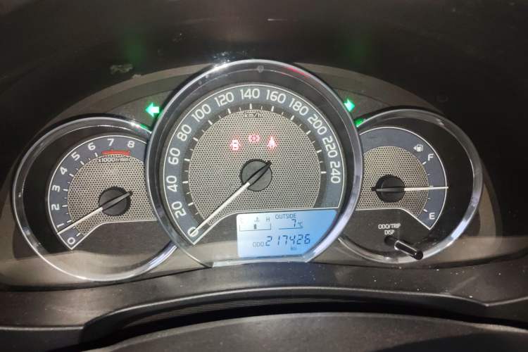 Used Toyota Corolla 2014 1.6L Manual GL