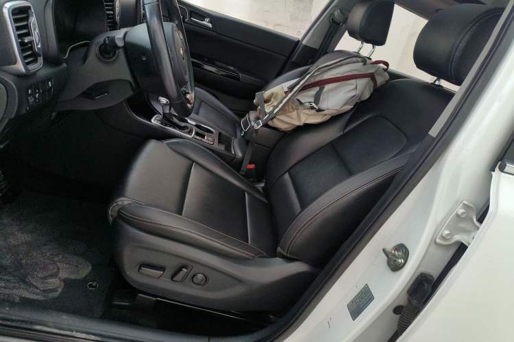 Used Kia KX5 2017 1.6T Automatic Two-Wheel Drive 15th Anniversary Special Edition DLX