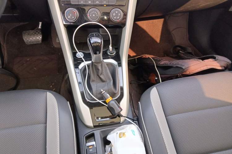 Used Volkswagen T-ROC 2023 280TSI DSG Two-Wheel Drive Time Edition