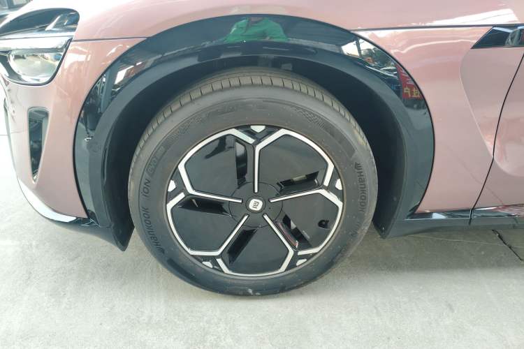Used Xiaomi Auto YU7 2025 Ultra-Long Range Rear-Wheel Drive Version
