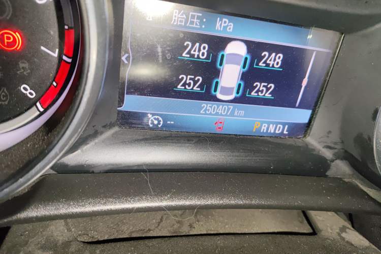 Used Buick Verano 2015 Sedan 20T Dual-Clutch Elite Model
