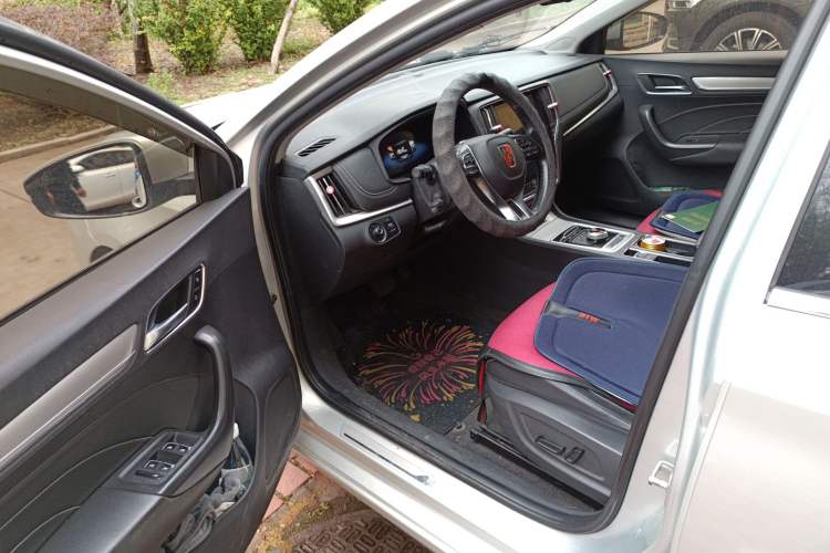 Used Roewe i6 New Energy 2017 45T Hybrid Connect & Smart Enjoyment Edition Driver Seat