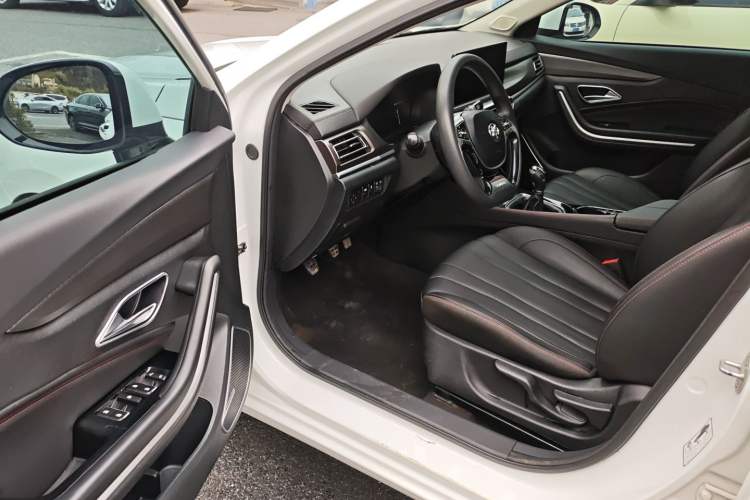 Used BAIC Beijing U7 2019 1.5T Manual Elite Version China V Emission Standard