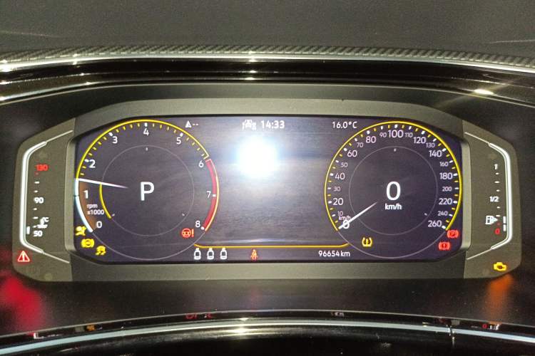 Used Volkswagen Tayron 2020 330TSI Two-Wheel Drive Luxury Connected Pro Edition
