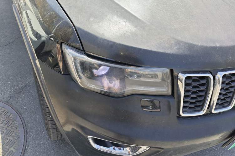 Used Jeep Grand Cherokee 2016 3.0L Elite Navigation Edition Right Front Headlight