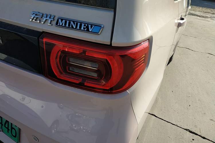 Used Wuling Hongguang MINIEV 2021 Macaron Premium Model – Lithium Iron Phosphate
