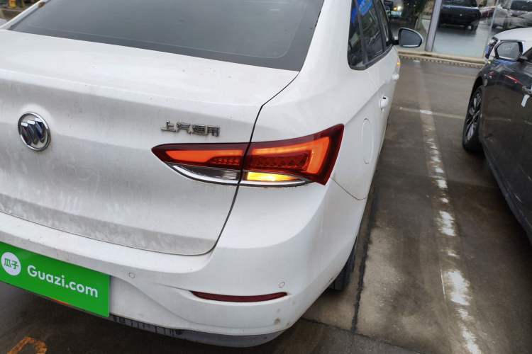 Used Buick GT 2019 18T Automatic Connected Elite Model China VI Standard Right Rear Taillight