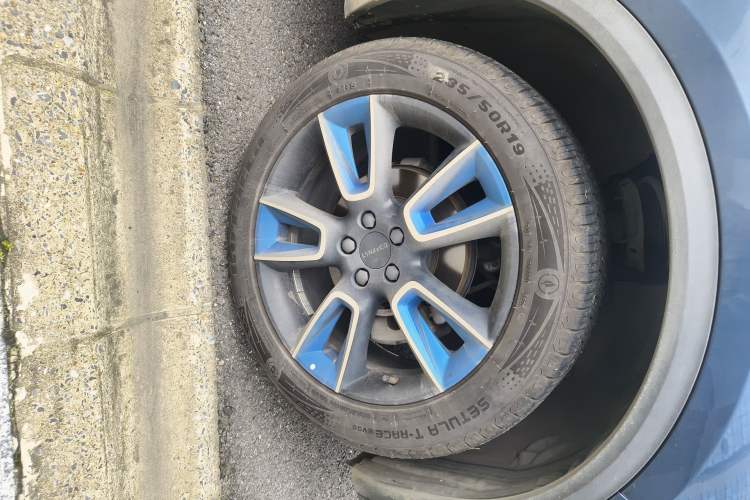 Used Lynk & Co 01 2019 2.0T Two-Wheel Drive Zhaopu Version China VI Standard Right Front Wheel Hub