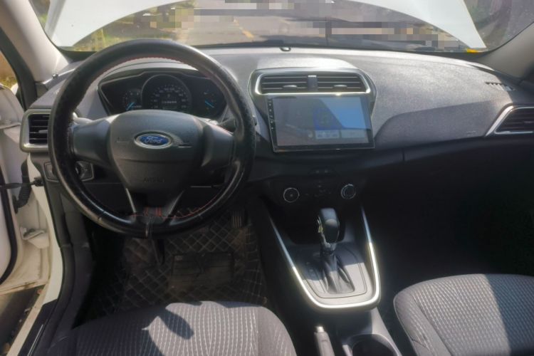 Used Ford Escort 2019 Revised 1.5L Automatic ZhiXiang Version (Tire Pressure Monitoring) China VI Standard Center Console