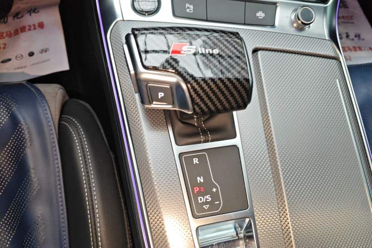 Used Audi A6L 2022 40 TFSI Luxury Dynamic Model Gear Lever