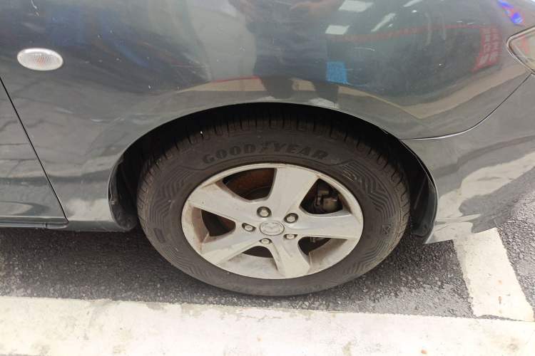 Used Mazda 3 2010 1.6L Automatic Classic Stylish Version Right Front Wheel Hub