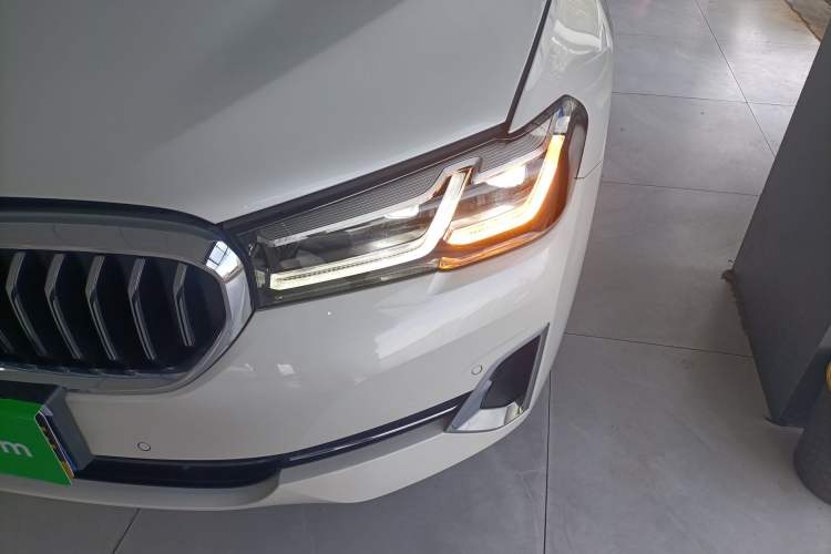 Used BMW 5 Series 2022 Restyled 525Li Luxury Package Left Front Headlight