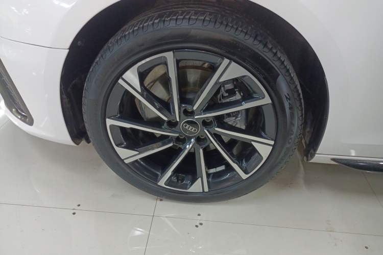 Used Audi A4L 2023 40 TFSI Luxury Dynamic Model