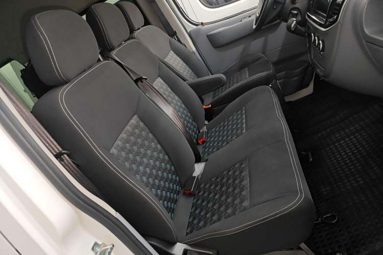 Used SAIC MAXUS Xintu V80 2021 2.0T AMT Classic Aoyuntong Short Wheelbase Mid-Roof 5/6-Seater
