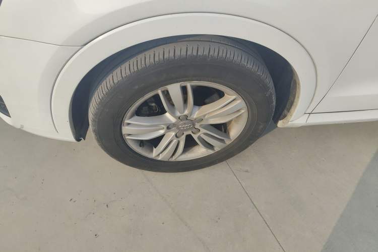 Used Audi Q3 2015 35 TFSI quattro Comfort model