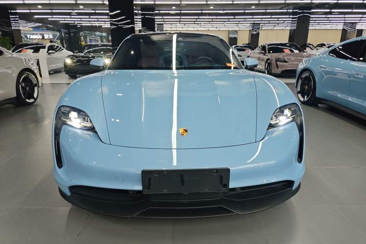 Used Porsche Taycan 2022-Year Updated Taycan
