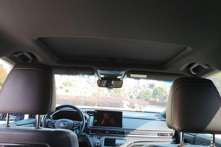 Used Honda Elysion 2024 2.0L eHEV Ultimate Edition
