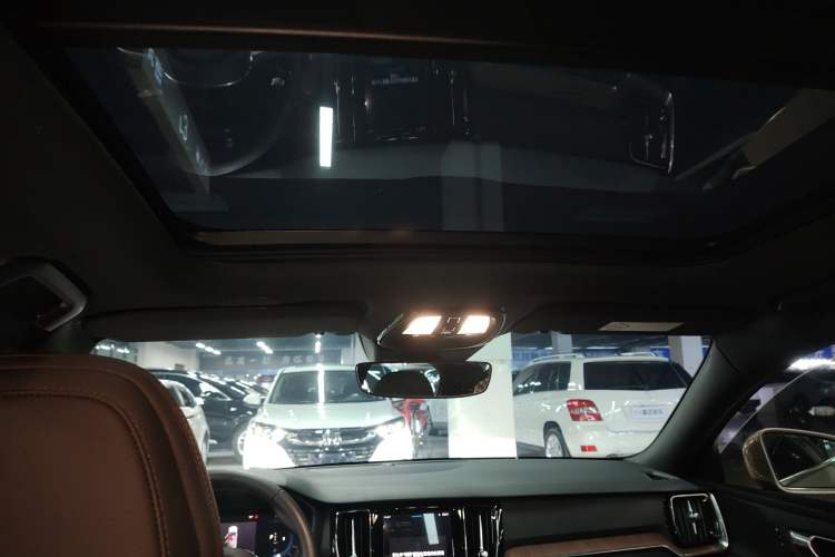 Used Volvo S60 2023 B4 Zhiyuan Luxury Edition
