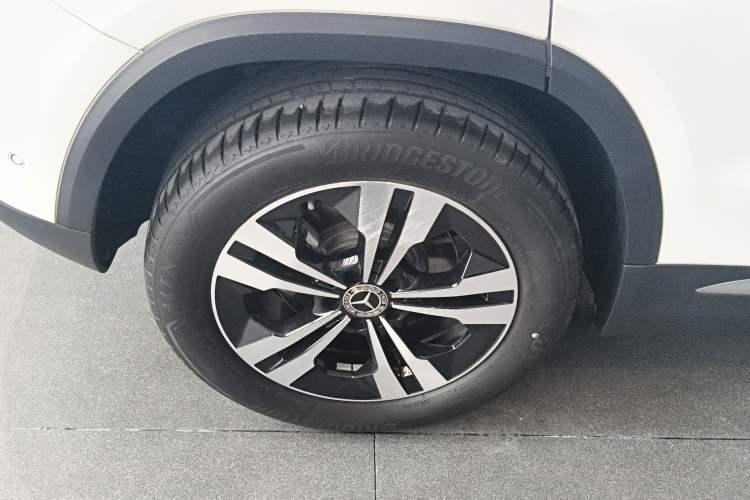 Used Mercedes-Benz GLA 2023 GLA 220 Right Rear Wheel Hub