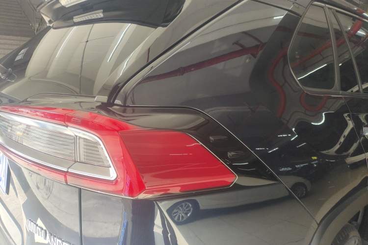 Used Toyota Wildlander 2020 2.0L CVT 4x4 Luxury Edition