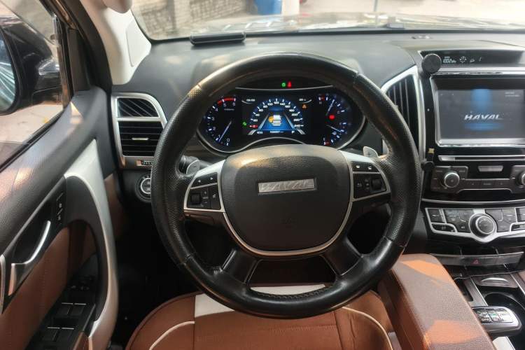 Used Haval H9 2017 2.0T Diesel 4x4 Premium 5-Seater