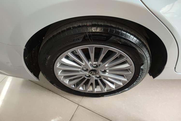 Used Toyota Camry 2024 Dual-Motor 2.0 HE Elite Edition