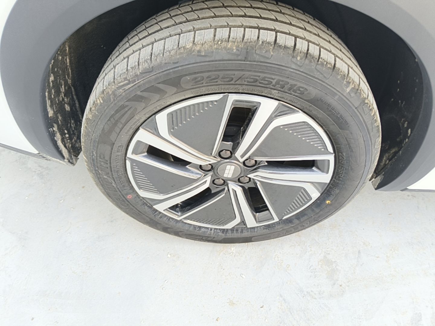 Geely Galaxy Xingjian 7 EM-i 2026 Model 130km Launch Edition — снимка 11