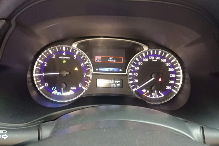 Used Infiniti QX60 2014 2.5 S/C Hybrid All-Wheel-Drive Versatile Edition Instrument Cluster