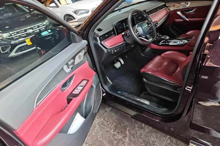 Used JETOUR X70 PLUS 2021 1.6T DCT Pro 7-seater