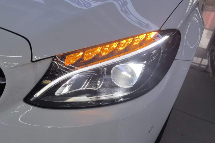 Used Mercedes-Benz C-Class 2017 Restyled C 200 Sport Edition