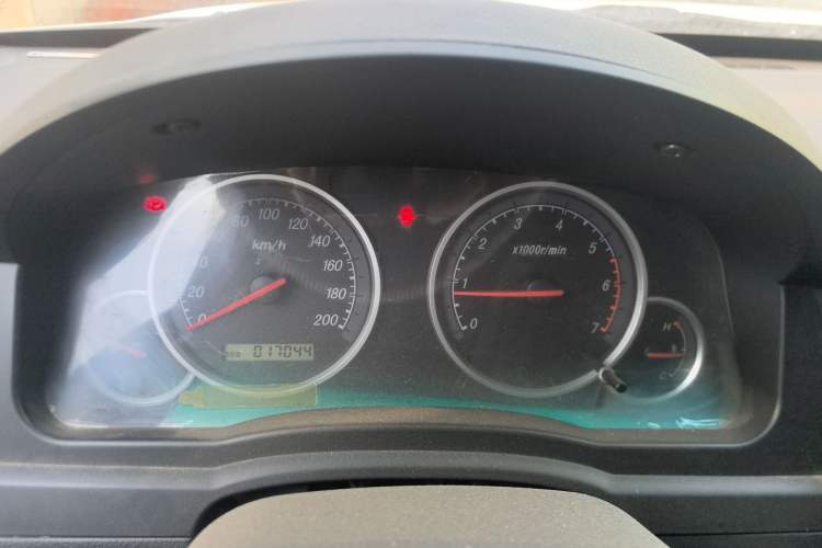 Used Foton Sapporo 2018 2.4L Two-Wheel-Drive Comfort Version with Long Bed 4G69S4M Instrument Cluster