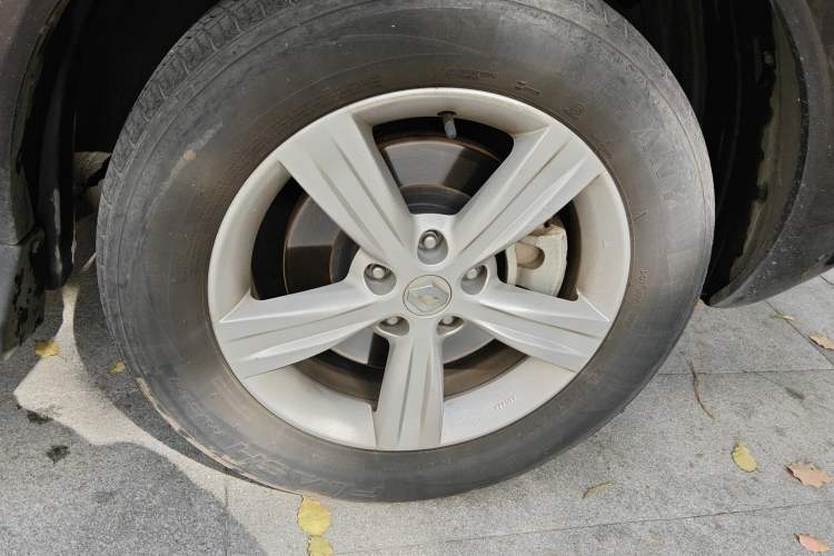 Used Renault Koleos 2013 2.5L Two-Wheel-Drive Urban Edition
