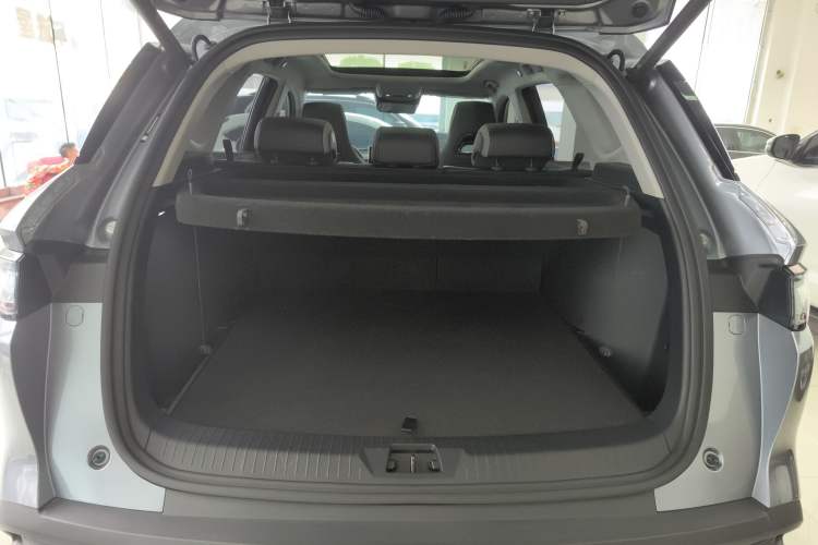 Used BYD Sealion 05 DM-i 2025 DM-i 115KM Flagship Model Trunk