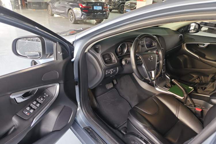 Used Volvo V40 2018 T3 Zhiya Edition Driver Seat